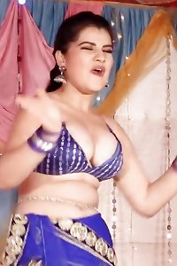 Indian porno star Bhabi Komal Dancing