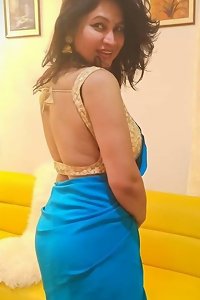 indian Aunty in Saree