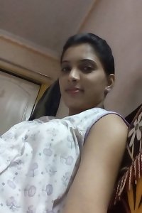 amateur Desi wife Jassi Bares All